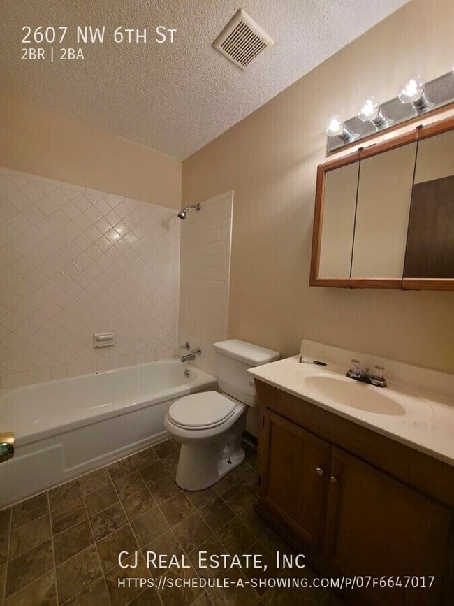 Foto del edificio - 2607 NW 6th St