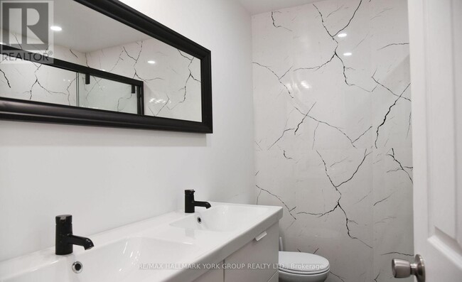 Photo du bâtiment - 181 Penn Ave