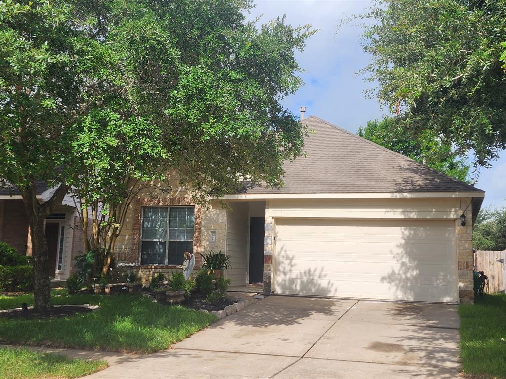 Primary Photo - 6126 Starbrook Creek Dr
