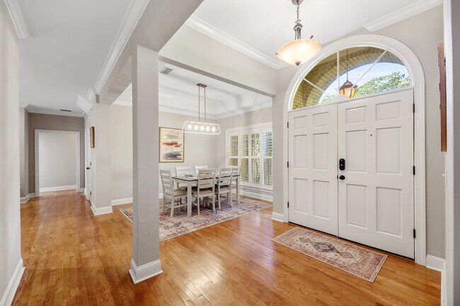 Building Photo - 2665 Breton Ridge Dr