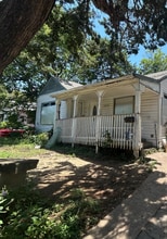 Building Photo - 314 W Clarendon Dr