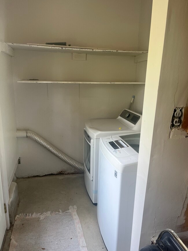 utility - 302 Aviation Ave