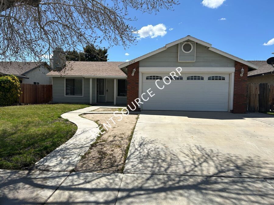 Foto principal - 3074 E Avenue R-5