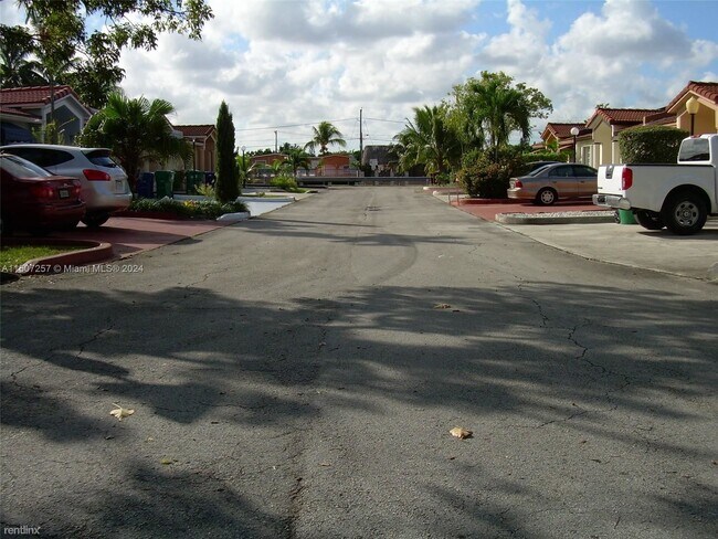 Building Photo - 3 br, 2 bath House - SAN MATEO 17229