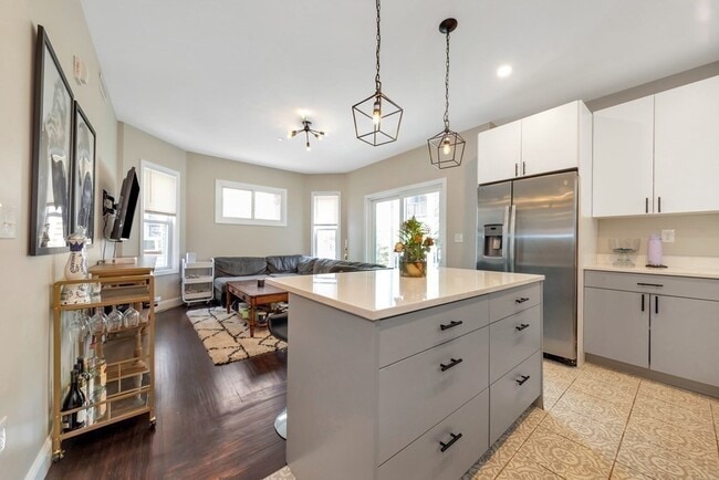 Foto del edificio - 770 Columbia Rd