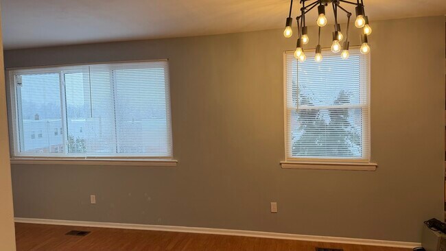 Sala de estar/comedor - 10923 Nandina Ct