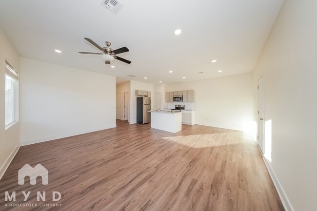 Building Photo - 5764 E Bristol Cir