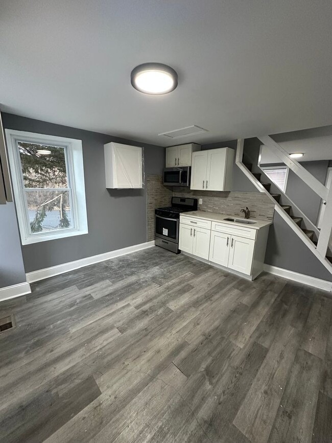 Foto del edificio - Newly renovated 2 bedroom