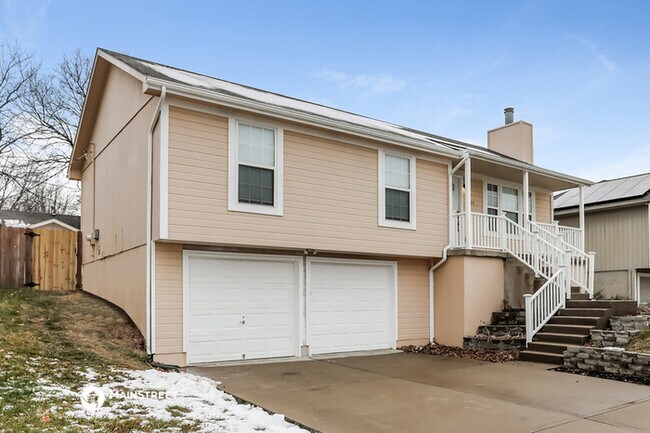 Building Photo - 1604 Hartford Rd