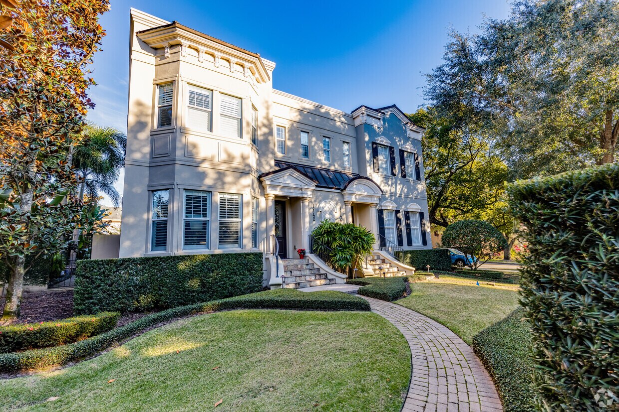 1200 S Pennsylvania Ave, Winter Park, FL 32789 Apartments in Winter