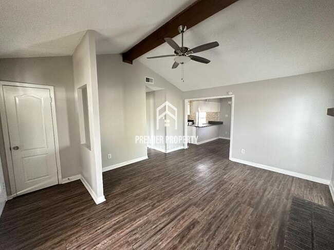 Foto del edificio - 4521 W. Fawn Hollow - Available Now!