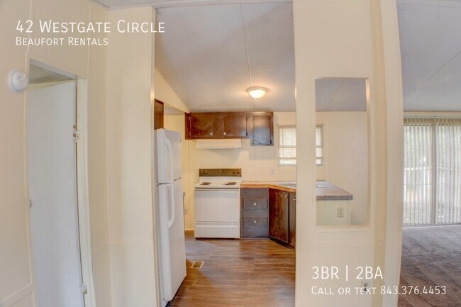 Foto del edificio - 42 Westgate Cir