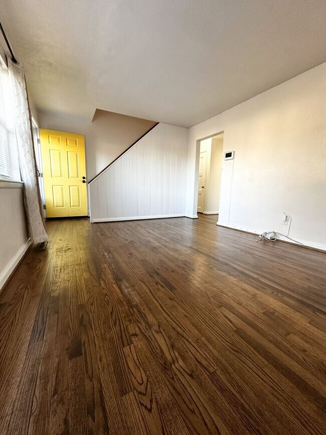 Foto del edificio - Well-Maintained 4-Bedroom in Haygood Area of Virginia Beach