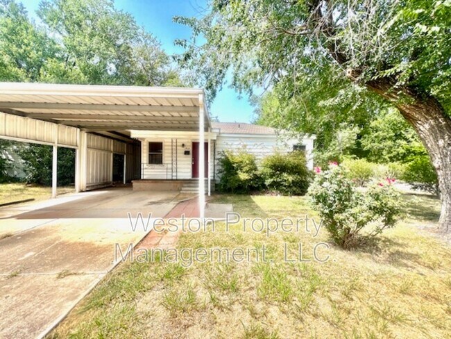 Building Photo - 413 Reed Pl