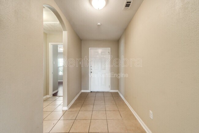 Foto del edificio - 517 Misty Mountain Dr