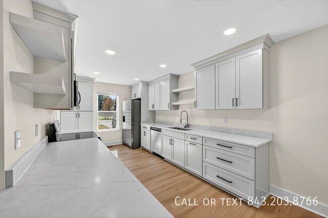 Foto del edificio - 955 Godber St