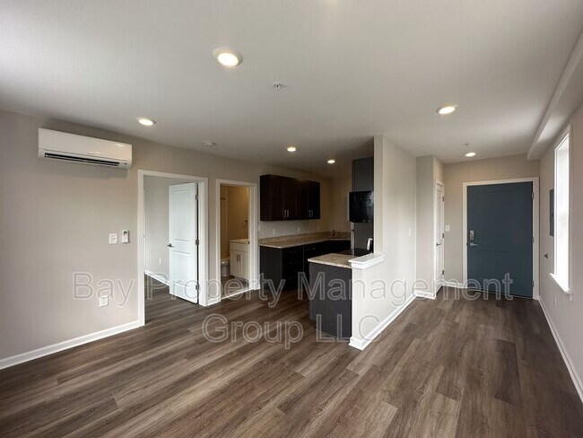 Building Photo - 5508 Belair Rd