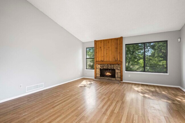 Building Photo - 3783 S Ceylon Way