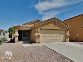 Building Photo - 36590 W San Clemente St