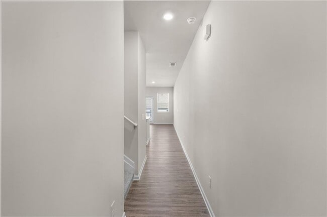 Building Photo - 392 Whitetail Cir