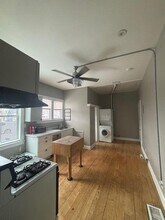 Building Photo - 1002 Aurora Ave