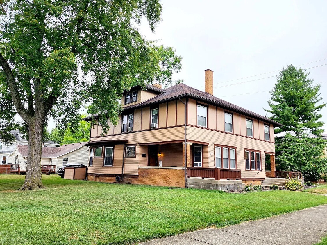 Foto principal - 329 N North St