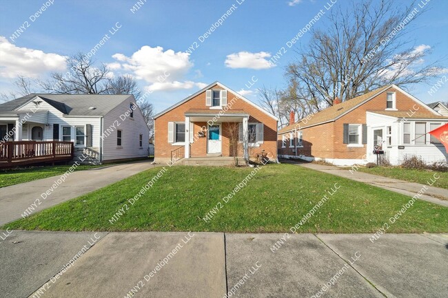 Building Photo - Fully Remodeled 3-Bedroom Brick Bungalow i...