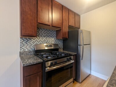 Foto del edificio - 510 W Briar Pl