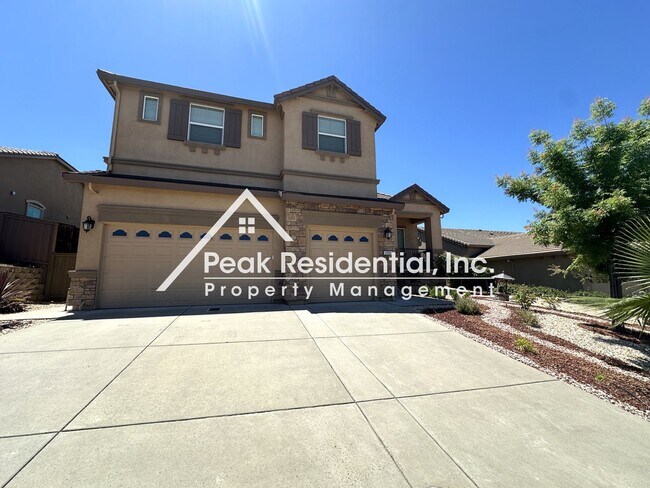 Foto del edificio - Wonderful Elliott Home, 5-bedrooms and clo...