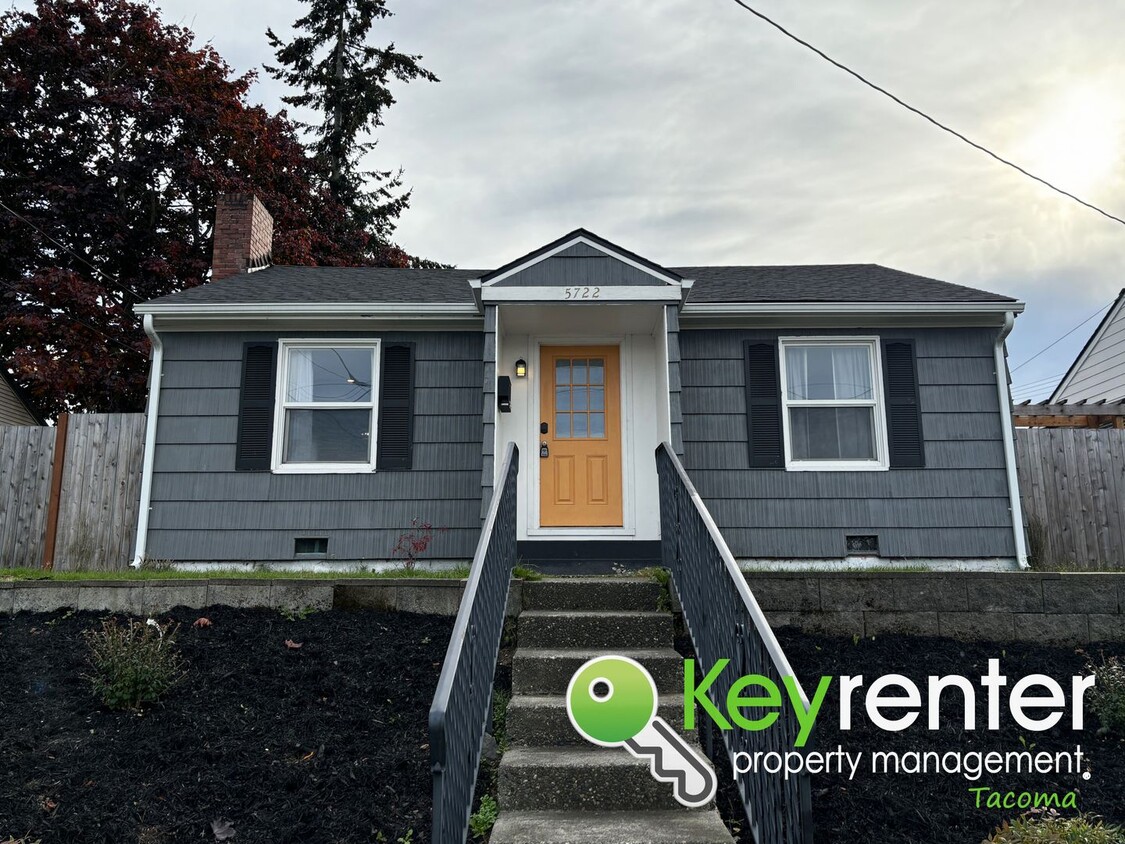 Primary Photo - Must-have 2Bed/1Bath Tacoma Rambler