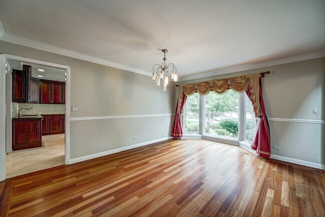 Building Photo - 1618 Midwest Club Pkwy