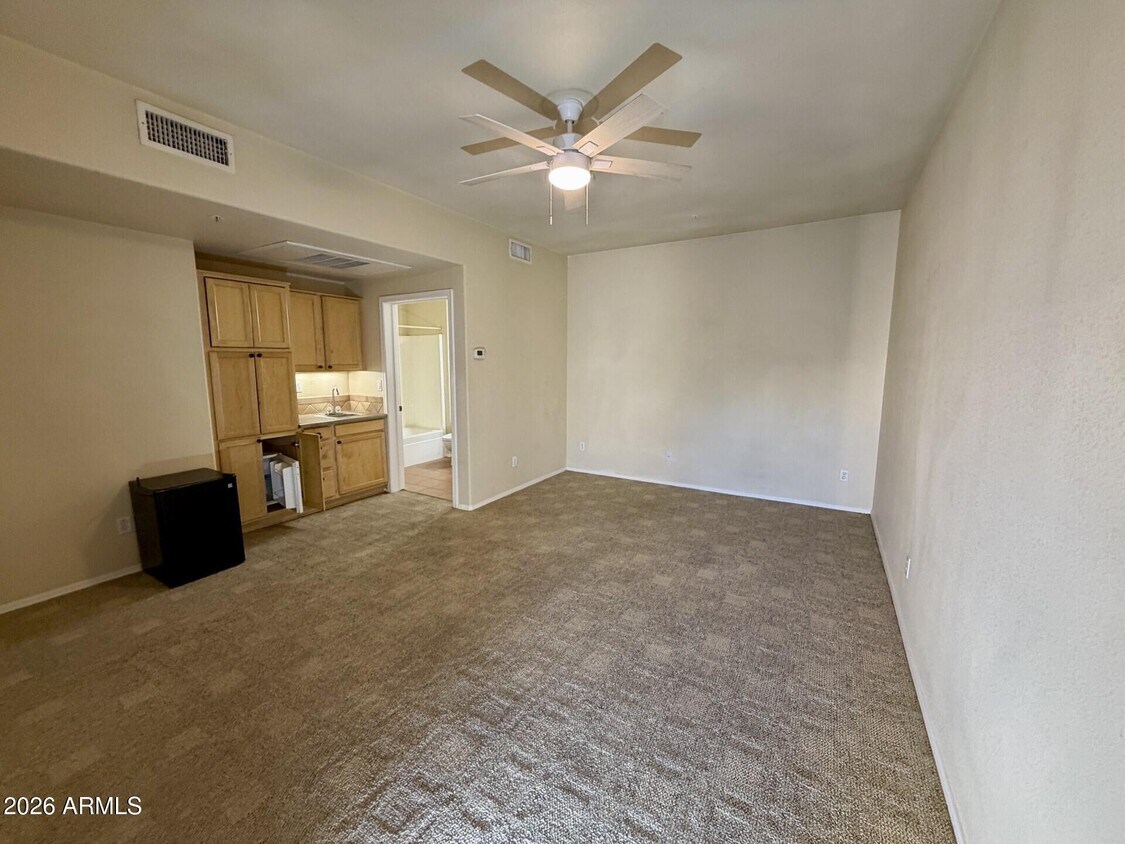 Foto del edificio - 16545 E Gunsight Dr