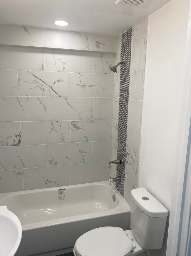 Foto del edificio - 1541 N 60th St