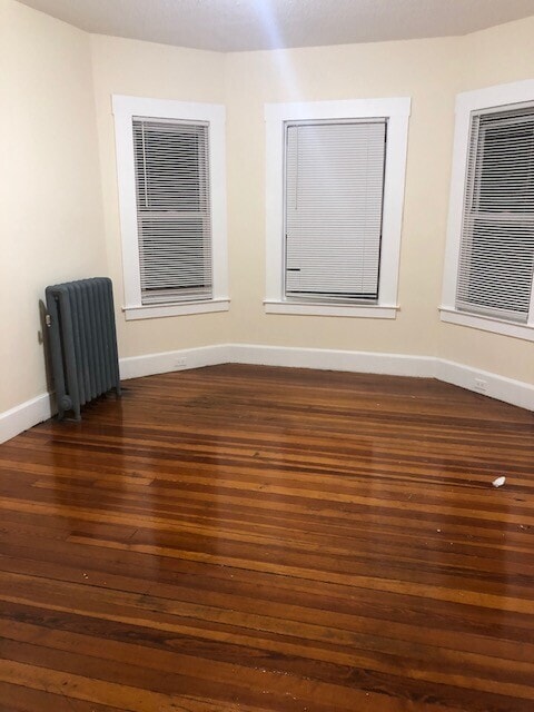 Primary Photo - 27 Forest St