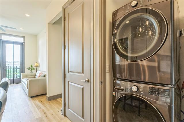 Foto del edificio - 2700 Old Denton Rd