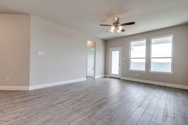 Foto del edificio - 1632 Barnwood Rd