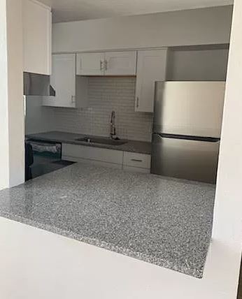 Foto del edificio - 1410 E Hedrick Dr