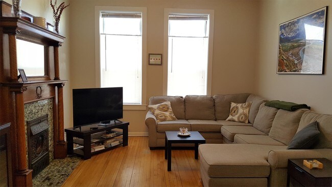 Photo - 2403 W Moffat St