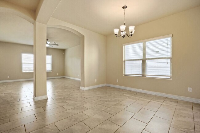 Foto del edificio - First time rental!