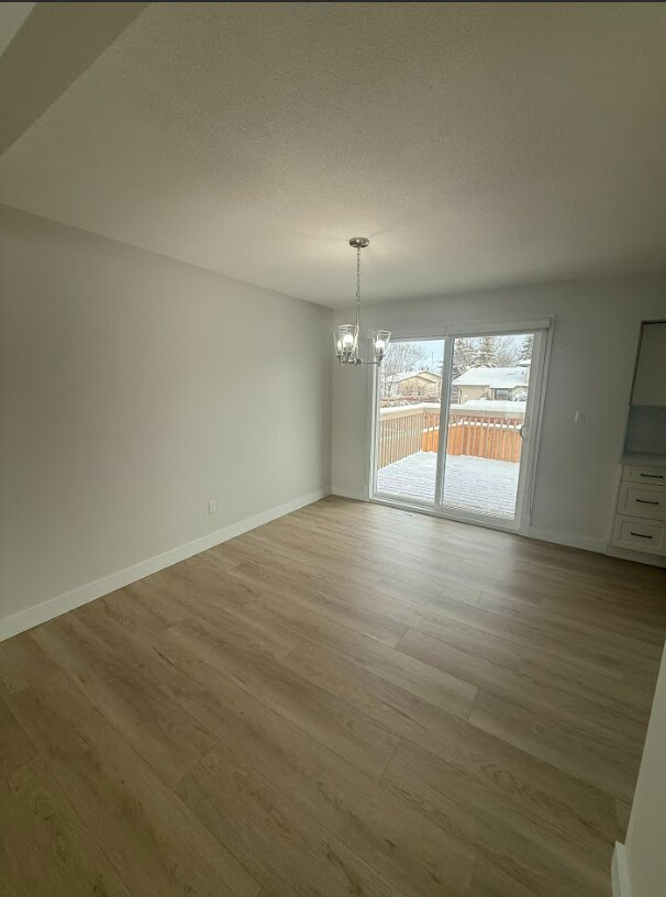 Building Photo - 4313-4342 42 St