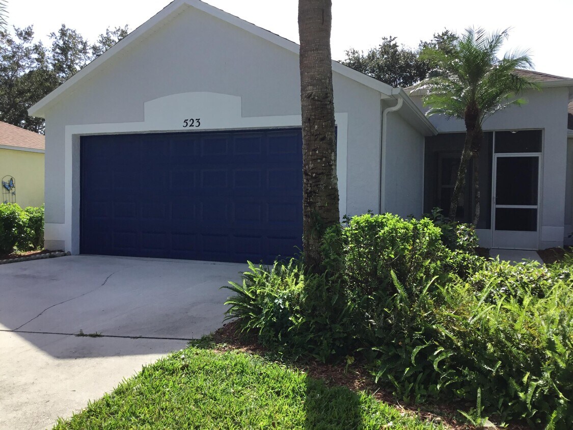 523 SW Deer Run, Port Saint Lucie, FL 34953 House for Rent in Port Saint Lucie, FL