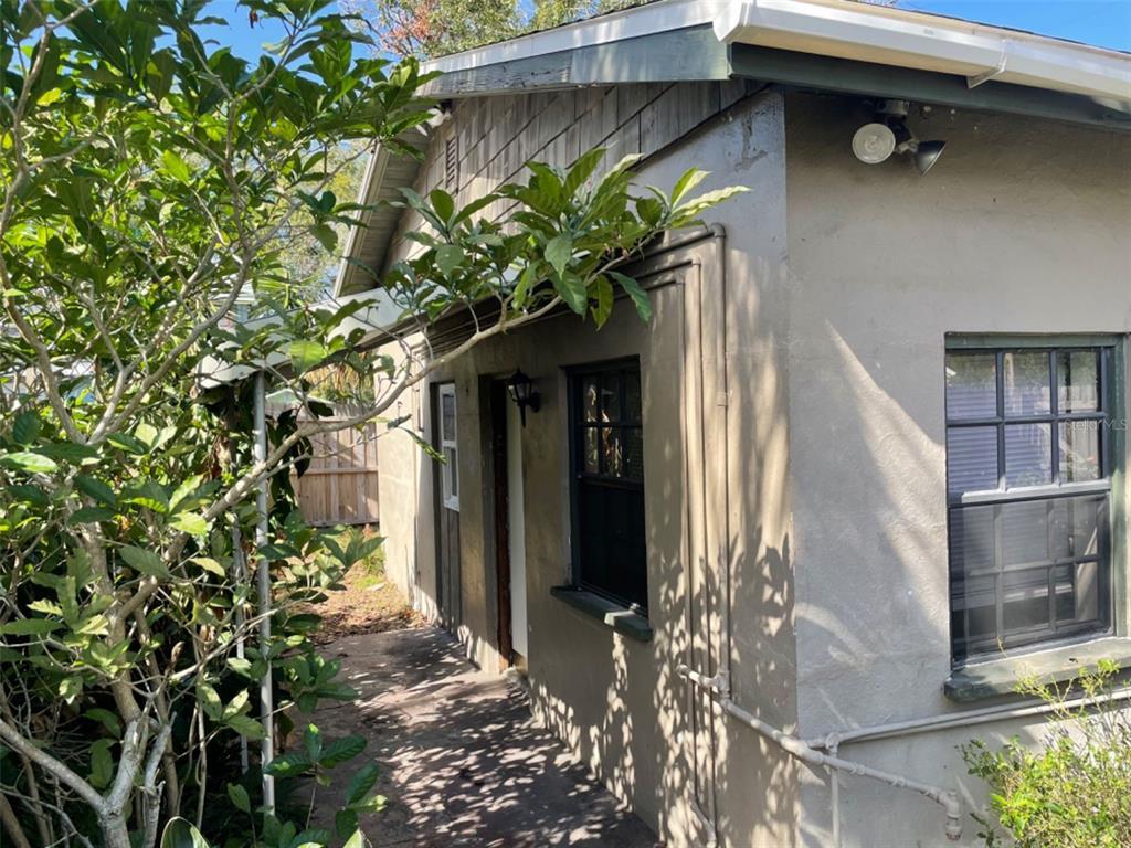 Foto principal - 2135 8th Ave N