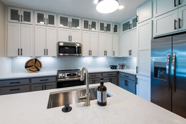 1HAB, 1BA - 794SF 2.A1 - Cocina - Carraway Village