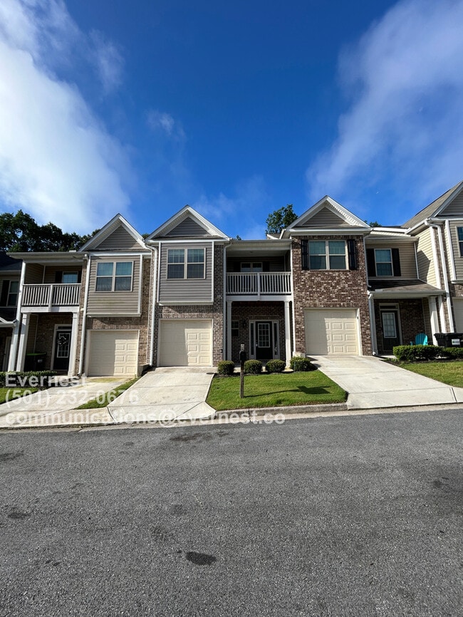 Building Photo - 225 Hydrangea Ct