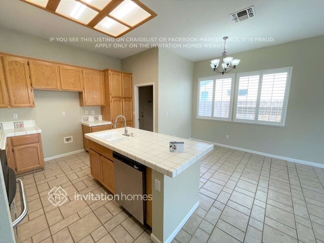 Building Photo - 1070 Steele Way