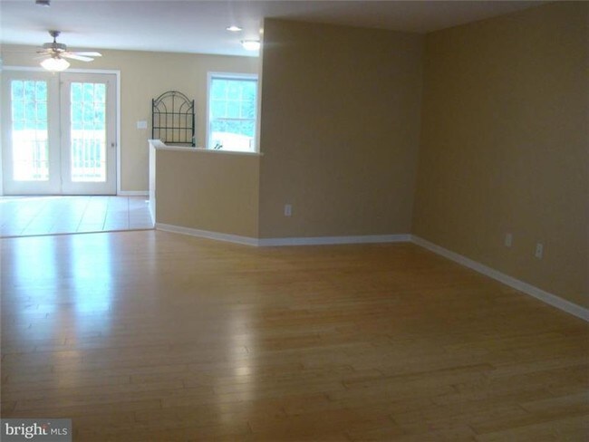 Foto del edificio - 95 B Partridge Cir