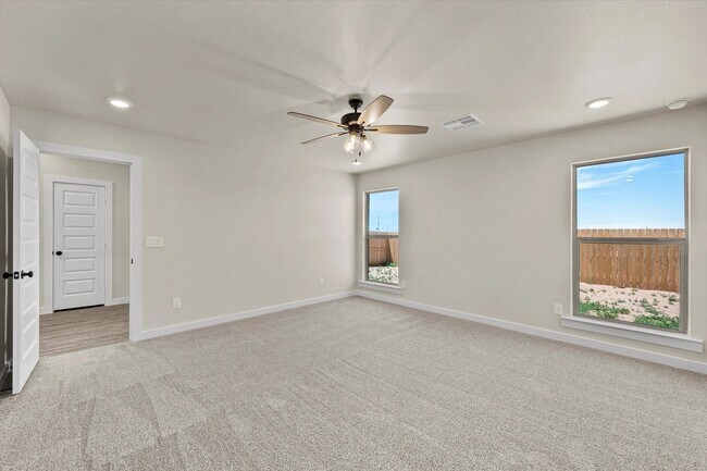 Foto del edificio - New Construction built in Bell Farms