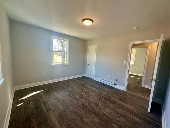 Foto del edificio - 716 Miller Rd