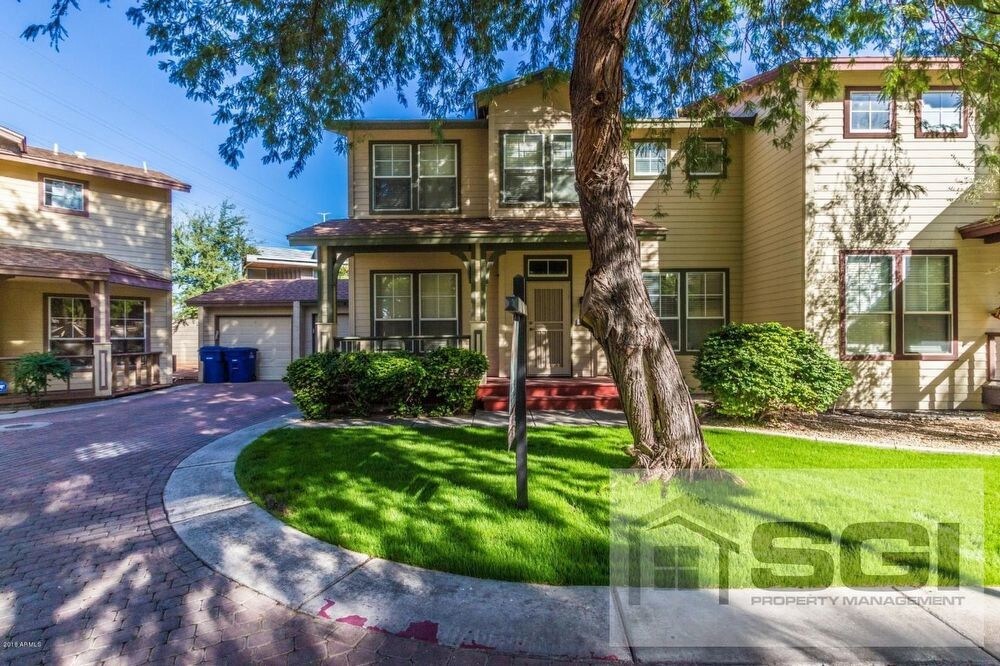 Primary Photo - GORGEOUS 5 BEDROOM TEMPE RENTAL HOME READY...