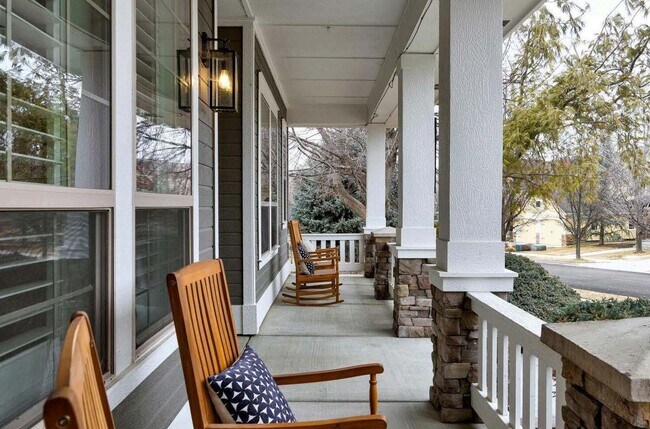 Foto del edificio - Beautiful home perfect for entertaining